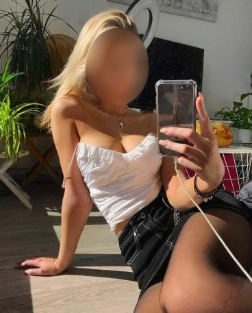 Escort lányok Hajdú-Bihar: SZERETED? ÉN VAGYOK AZ OROSZLÁNNŐD, NALGONA SOK SZEXHEZ HOGY GAZDAGA LEHET